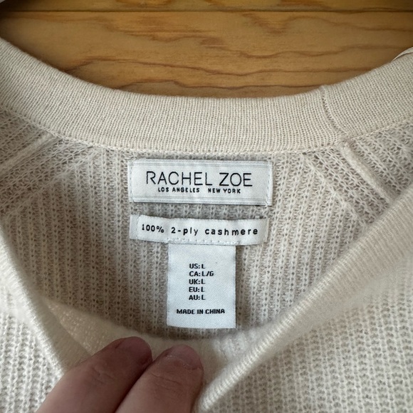 100% Cashmere Cream Sweater - Picture 5 of 7